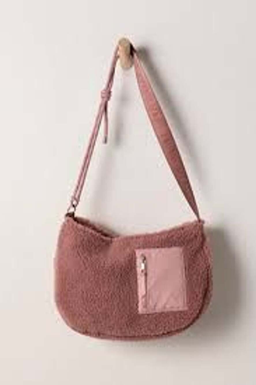 Fp Movement Slopes Sherpa Sling Bag Pink
